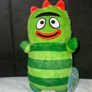 Squishmallows yo Gabba Gabba brobee plush